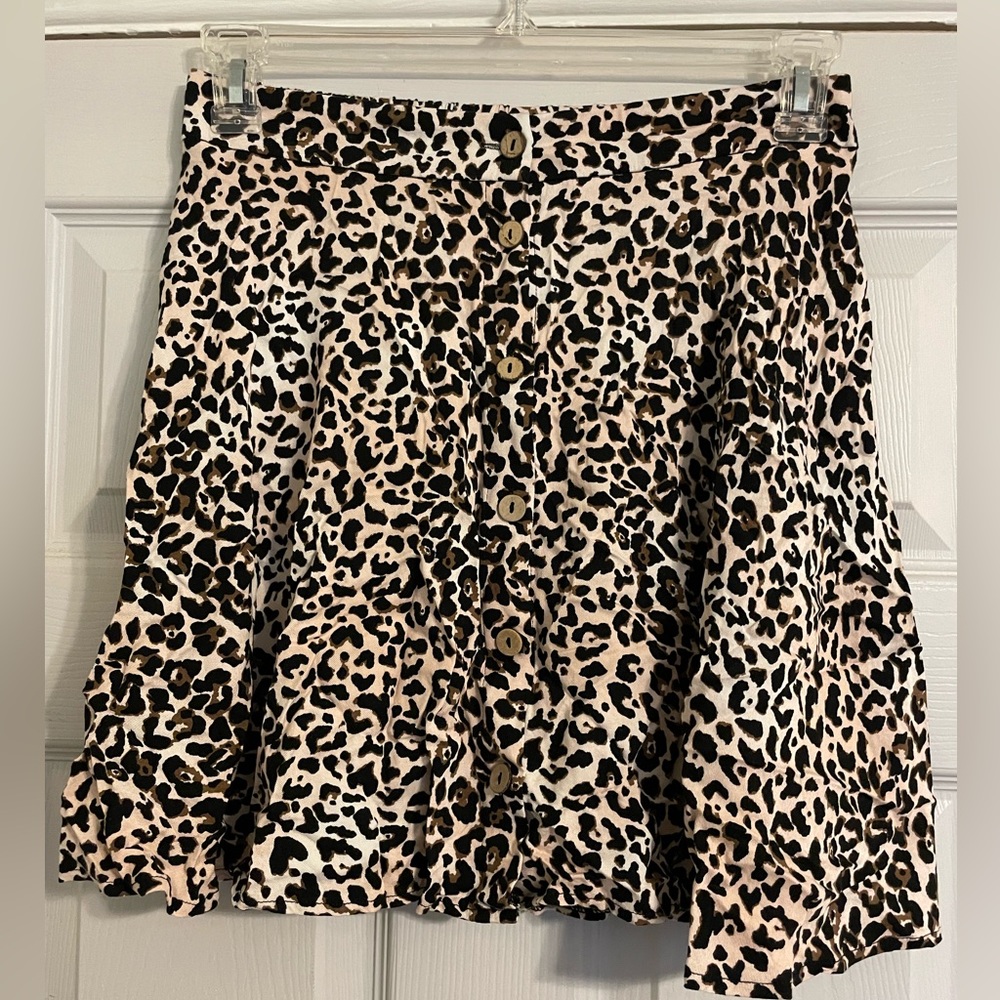 Maurice’s mini circle skirt - sz SMALL